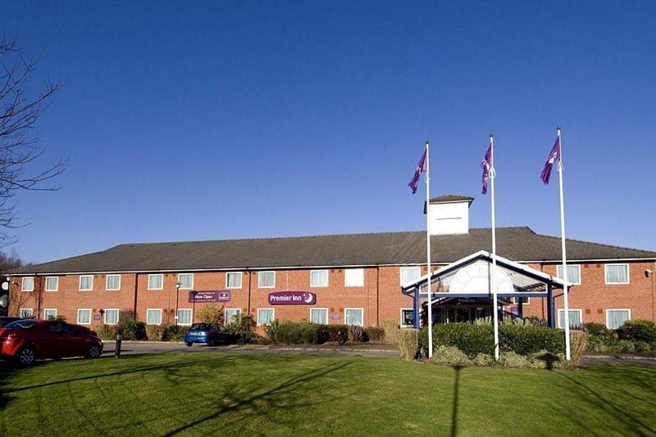 Premier Inn Pontypool Exterior foto